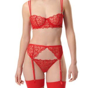 Victoria's Secret 11204805 Red Floral Lace Valentina Garter Belt Size M/L